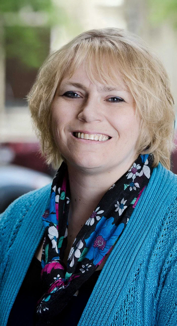 Yvonne Lamb